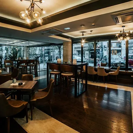 Ξενοδοχείο Mark Hotel 4*