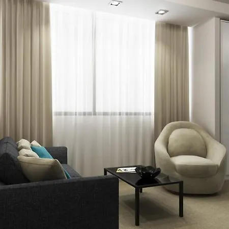Ξενοδοχείο Mark Hotel 4*